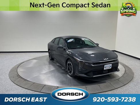New 2026 Kia K4 EX image 3