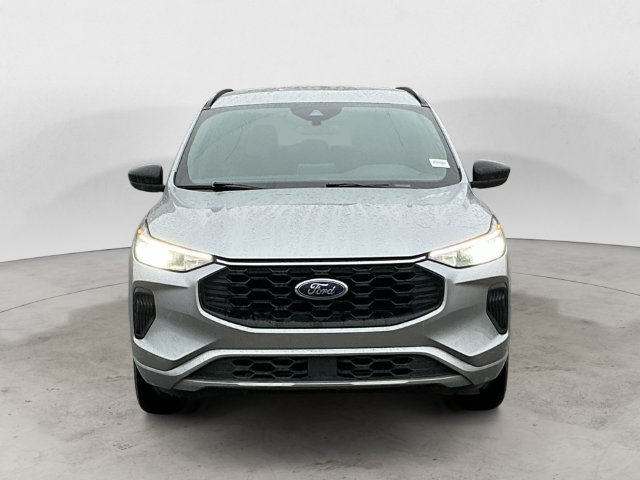 Used 2024 Ford Escape ST-Line AWD/4WD image 2