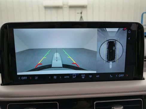 Used 2025 Lincoln Aviator Reserve w/ Equipment Group 201A image 17