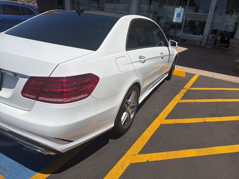 Used 2014 Mercedes-Benz E 350 Sedan image 4