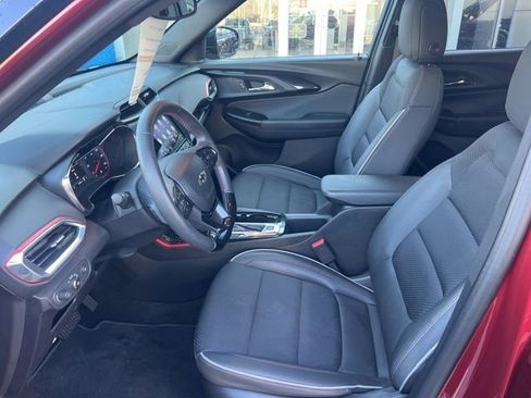 Used 2023 Chevrolet TrailBlazer RS w/ Convenience Package image 23