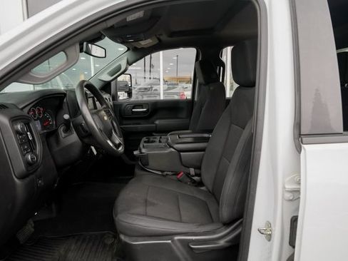 Used 2021 Chevrolet Silverado 2500 Custom w/ Custom Value Package AWD/4WD image 21