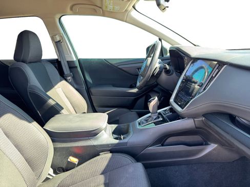 Used 2024 Subaru Outback Premium image 17