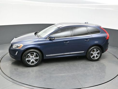 Used 2015 Volvo XC60 T6 Platinum image 33