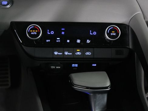 Certified 2026 Hyundai Elantra Sport FWD image 22