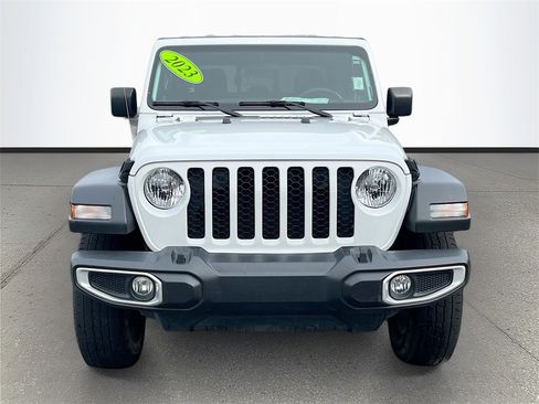 Certified 2023 Jeep Gladiator Sport image 2