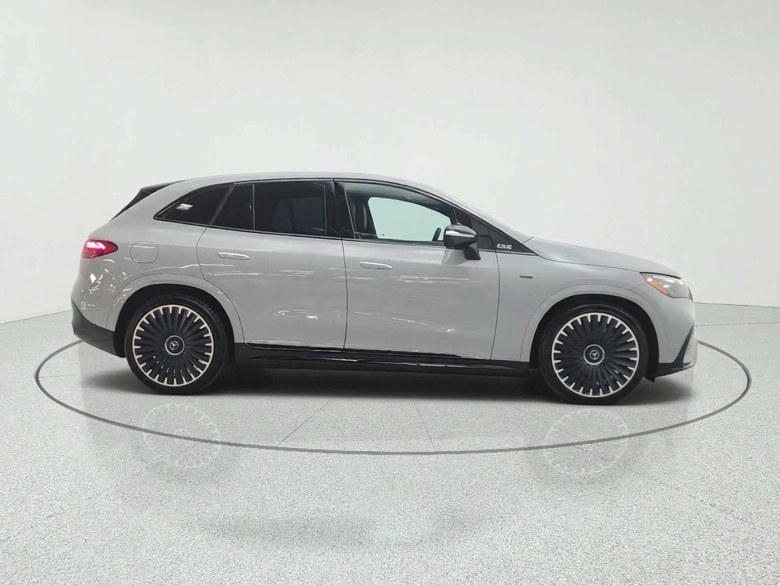 Used 2024 Mercedes-Benz EQE AMG 4MATIC SUV image 4