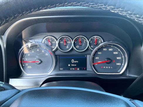 Used 2022 Chevrolet Silverado 2500 LT w/ Convenience Package image 23