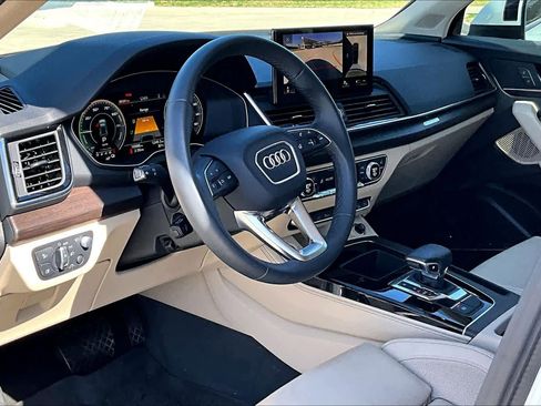 Used 2023 Audi Q5 e Prestige image 16