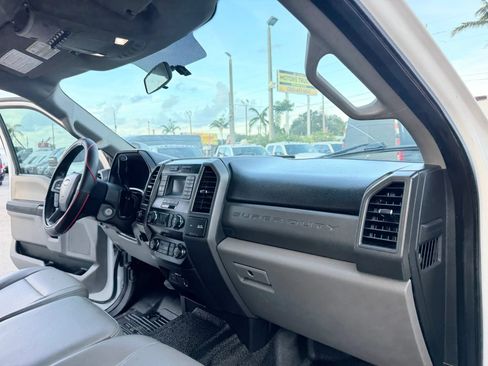 Used 2019 Ford F550 4x4 Crew Cab image 19