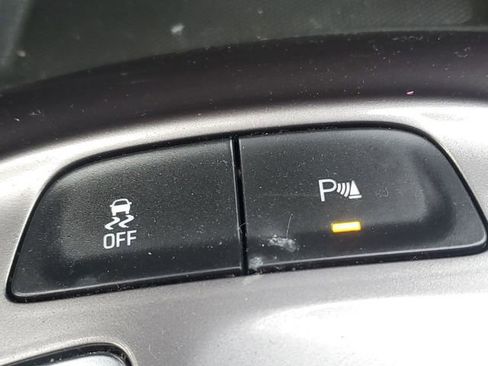 Used 2022 Chevrolet Malibu LT image 23