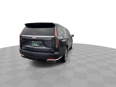 Used 2022 Cadillac Escalade ESV Premium Luxury Platinum w/ Heavy-Duty Trailer Package image 7
