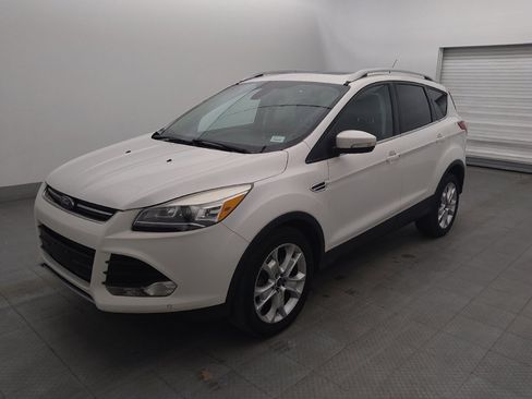 Used 2015 Ford Escape Titanium w/ Equipment Group 301A AWD/4WD image 2