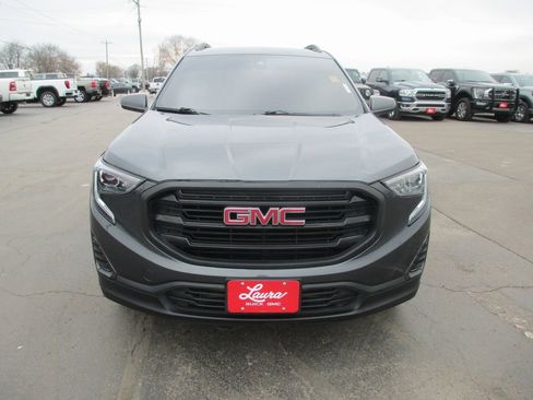 Used 2020 GMC Terrain SLE w/ Driver Convenience Package image 10