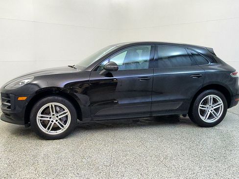 Used 2021 Porsche Macan AWD/4WD image 2