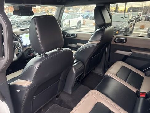 Used 2022 Ford Bronco Wildtrak AWD/4WD image 13