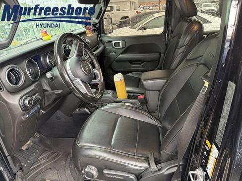 Used 2021 Jeep Wrangler Unlimited Sahara w/ Cold Weather Group AWD/4WD image 14