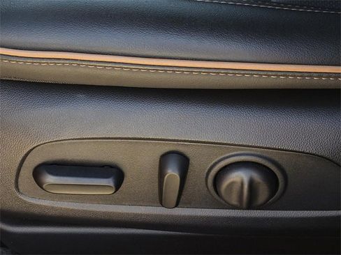 Used 2025 Buick Envista Avenir image 26