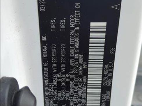 Certified 2022 Toyota Highlander Platinum image 28