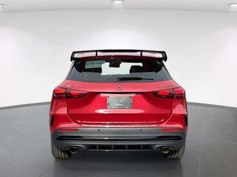 New 2026 Mercedes-Benz GLA 35 AMG 4MATIC image 7
