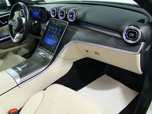 Certified 2023 Mercedes-Benz C 300 4MATIC Sedan image 22