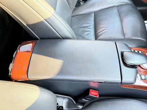 Used 2011 Mercedes-Benz S 550 4MATIC image 51