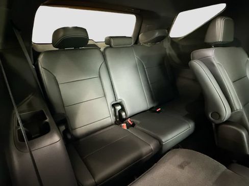 New 2026 Chevrolet Traverse LT w/ Midnight/Sport Edition AWD/4WD image 28
