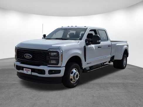 New 2026 Ford F350 XL w/ STX Appearance Package image 4