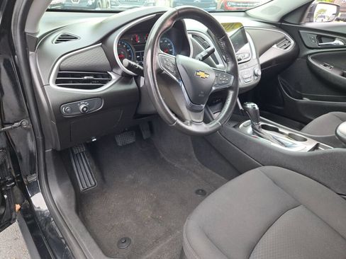 Used 2020 Chevrolet Malibu RS FWD image 25
