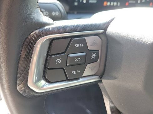 Used 2025 Ford Mustang Coupe RWD image 19
