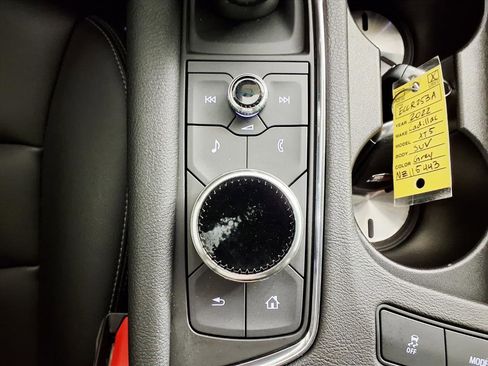 Certified 2022 Cadillac XT5 Luxury image 22