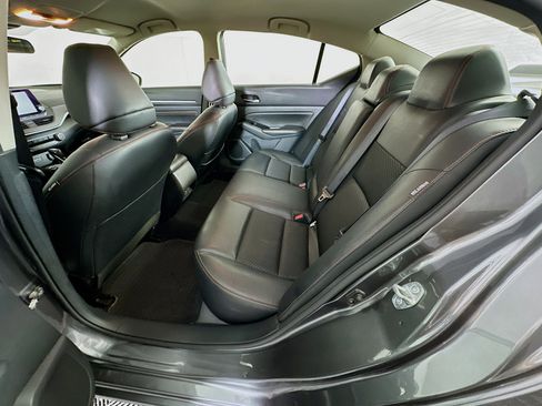 Used 2023 Nissan Altima 2.5 SR image 25