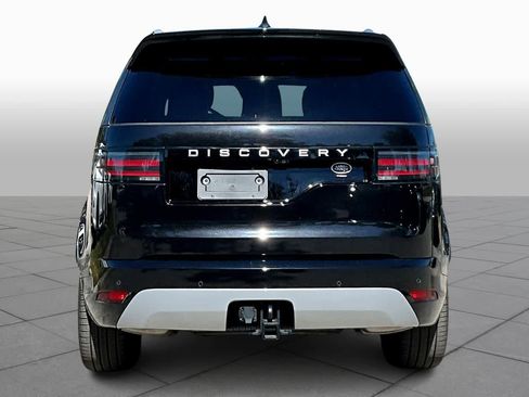 Used 2023 Land Rover Discovery Metropolitan Edition image 4