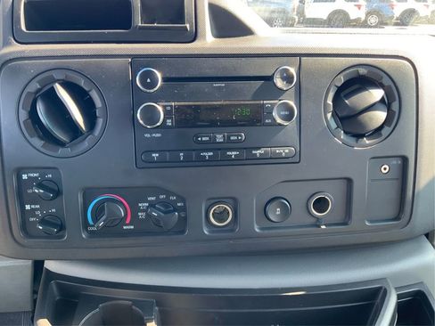 Used 2009 Ford E-150 and Econoline 150 Wagon image 28