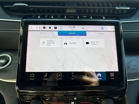 Used 2022 Jeep Grand Cherokee L Limited image 18