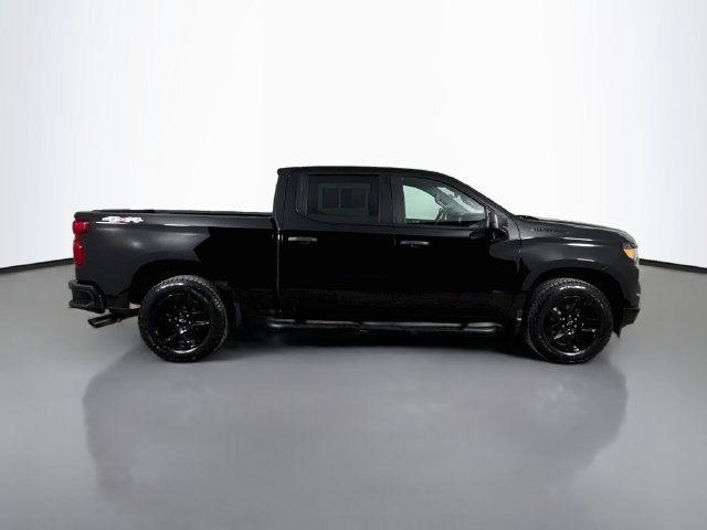 Used 2023 Chevrolet Silverado 1500 Custom w/ Rally Edition AWD/4WD image 14
