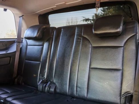 Used 2015 Chevrolet Tahoe LS image 17