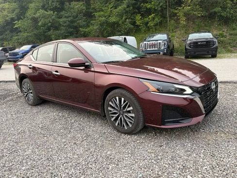 Certified 2023 Nissan Altima 2.5 SV AWD/4WD image 7