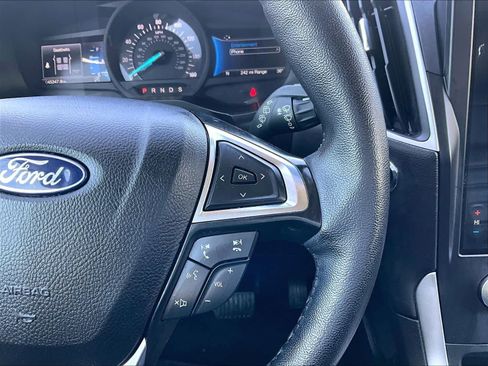 Used 2024 Ford Edge SEL AWD/4WD image 47