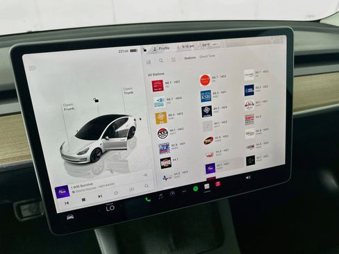 Used 2023 Tesla Model 3 Standard Range RWD image 19