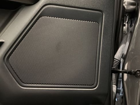 Used 2022 Ford F150 XLT w/ Equipment Group 302A High image 21