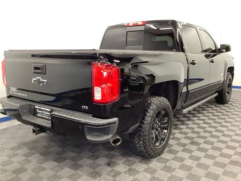 Used 2017 Chevrolet Silverado 1500 LTZ Z71 w/ LTZ Plus Package AWD/4WD image 24