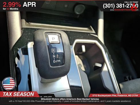 Used 2025 Mitsubishi Outlander SE image 15