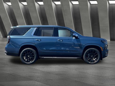 New 2026 Chevrolet Tahoe Premier w/ Sun And Tow Package AWD/4WD image 3