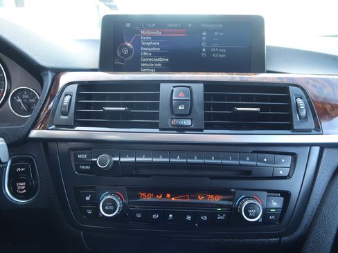Used 2014 BMW 335i xDrive Sedan image 16