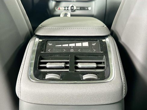 New 2025 Volvo XC90 T8 Ultra w/ Protection Package Premier image 23
