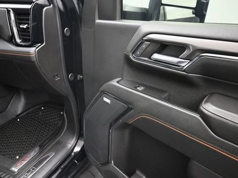 Used 2024 GMC Sierra 2500 AT4 w/ AT4 Premium Plus Package AWD/4WD image 23