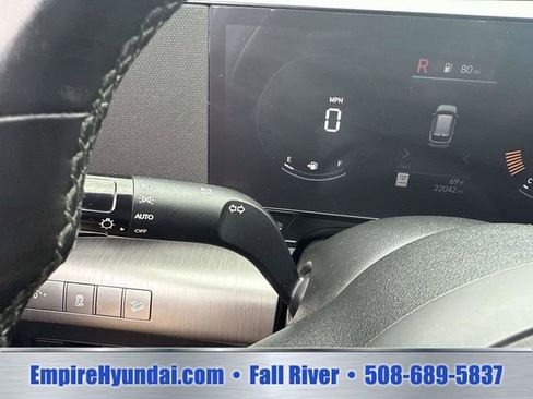 Used 2024 Hyundai Kona SEL AWD/4WD image 29