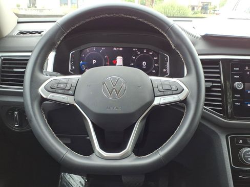 Used 2023 Volkswagen Atlas SE FWD image 21