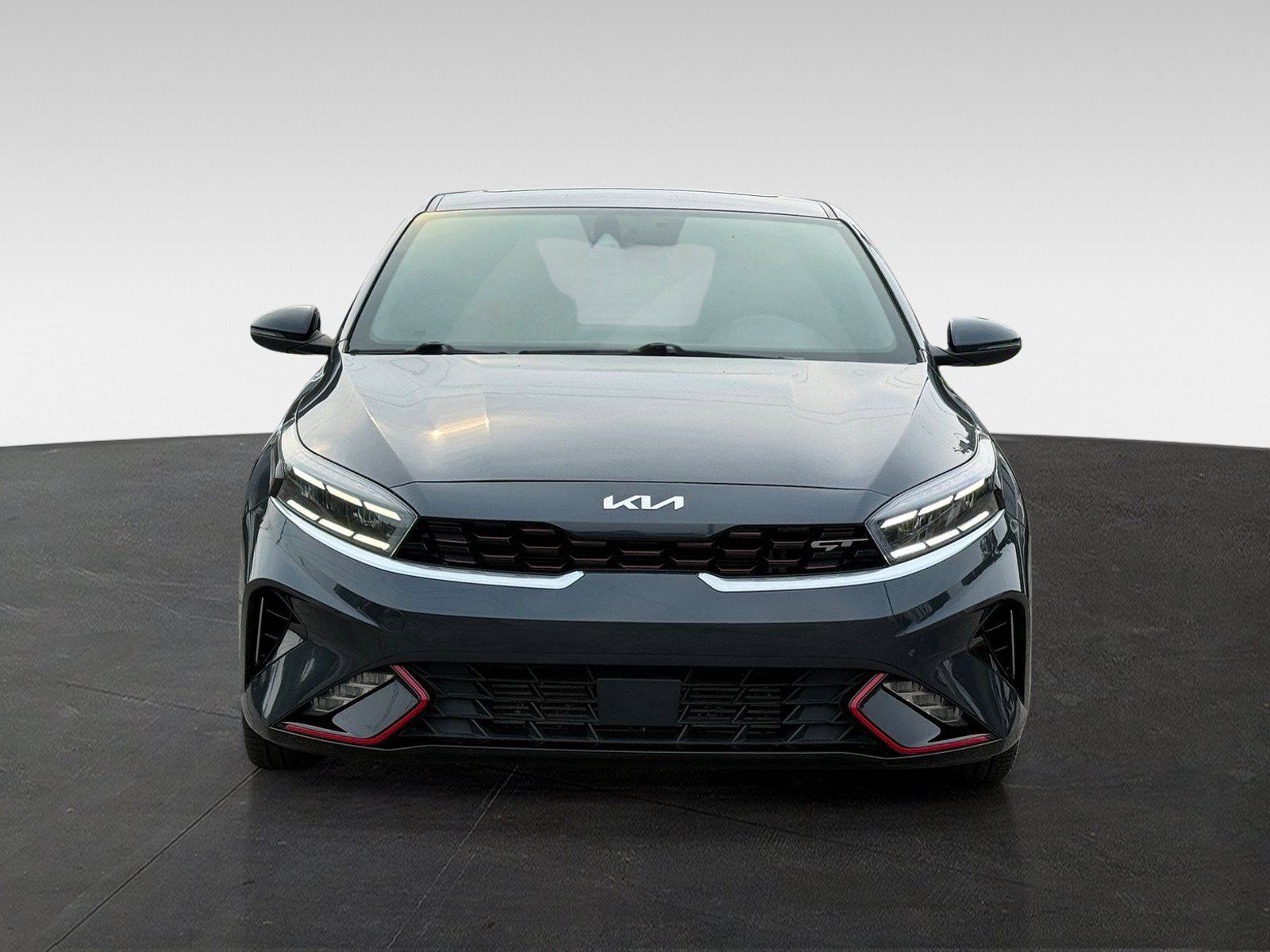 Used 2022 Kia Forte GT w/ GT2 Package FWD image 2